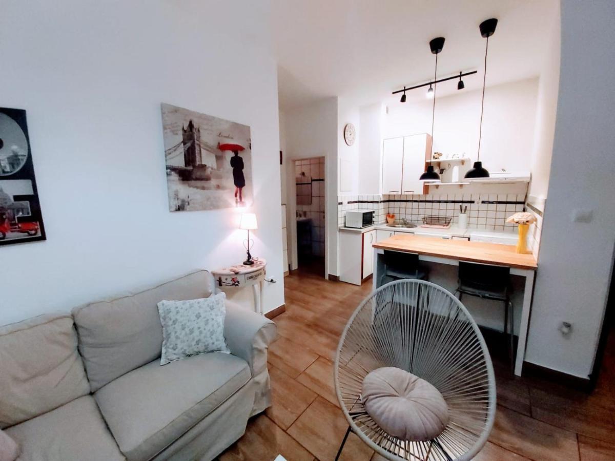 Studio Apartmant Leona With Parking Place Split Exterior foto