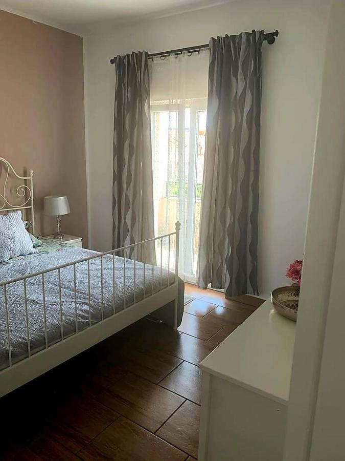 Studio Apartmant Leona With Parking Place Split Exterior foto